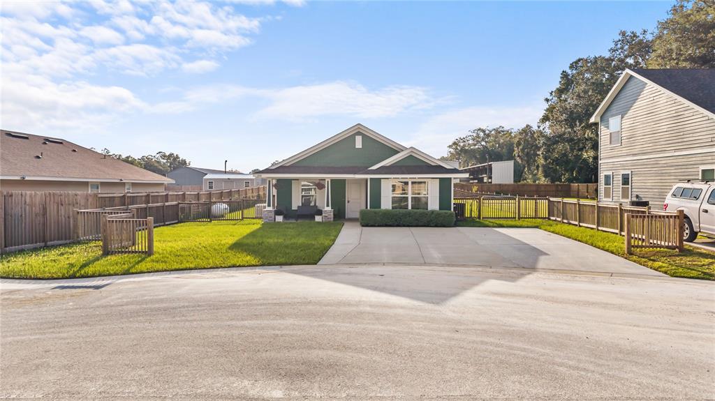 Property for sale at 1981 N ROBERTS TRAIL, BELL, FL, 32619