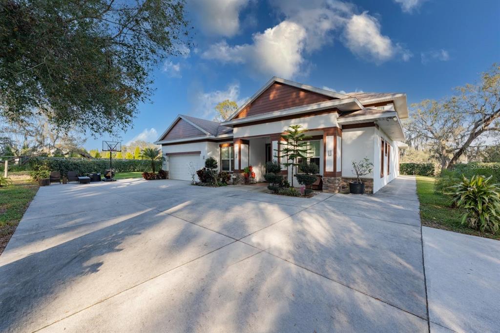 Property for sale at 9606 RIPLEY ROAD, THONOTOSASSA, FL, 33592