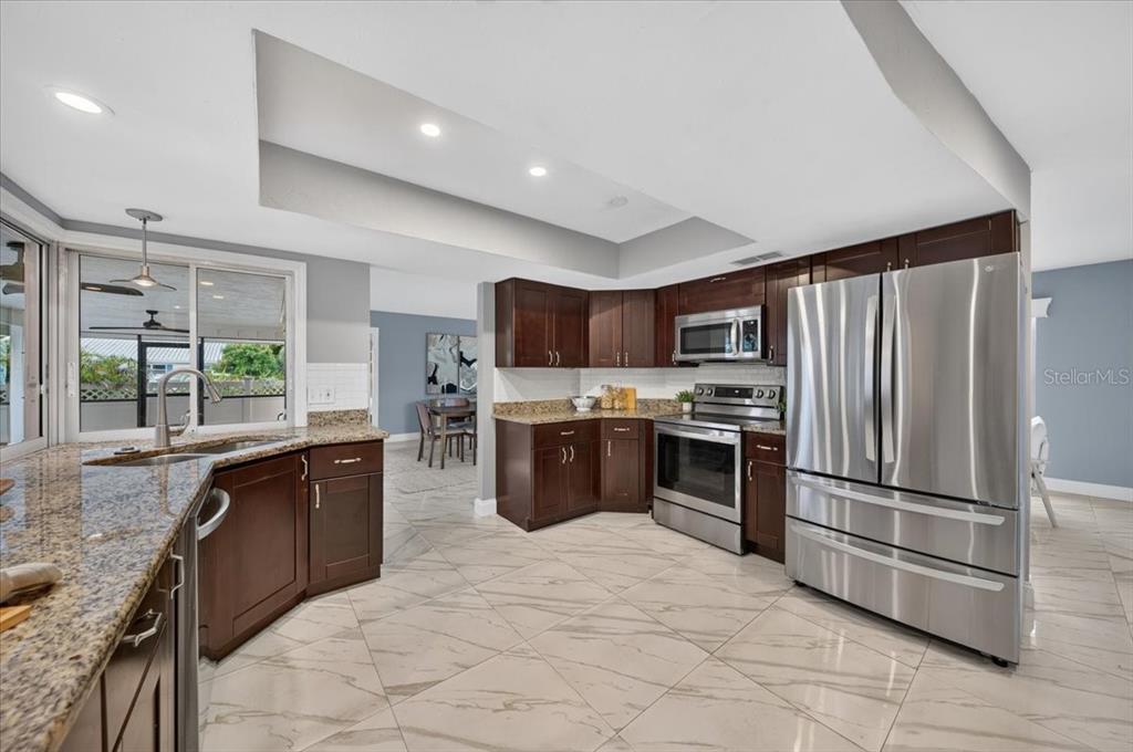 Property for sale at 100 MATISSE CIRCLE W, NOKOMIS, FL, 34275