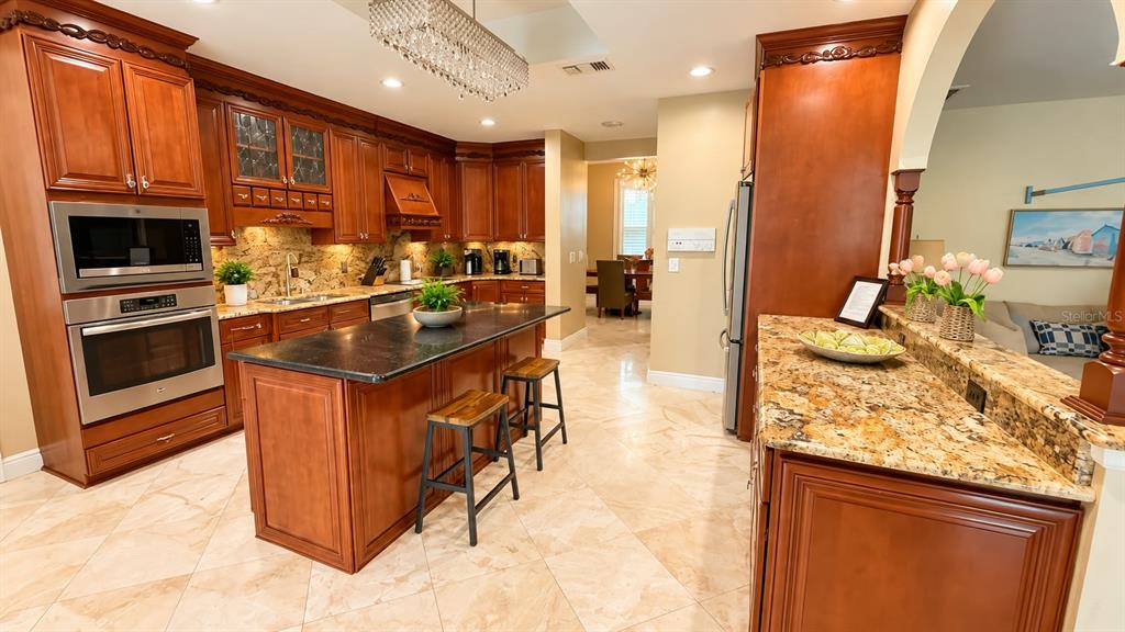 Property for sale at 14360 MCGREGOR BOULEVARD, FORT MYERS, FL, 33919