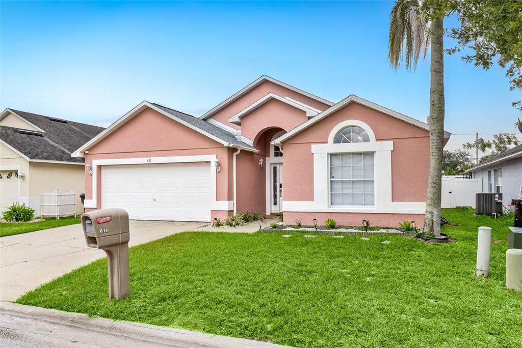 Property for sale at 611 SADDLE RIDGE DRIVE, DAVENPORT, FL, 33896