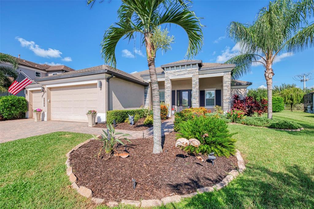 Property for sale at 708 ROSEMARY CIRCLE, BRADENTON, FL, 34212