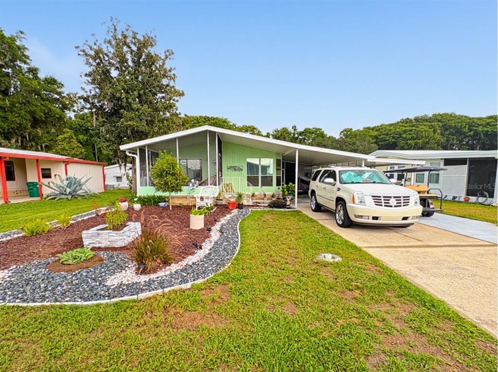 Property for sale at 413 S TIMBER TRAIL, WILDWOOD, FL, 34785