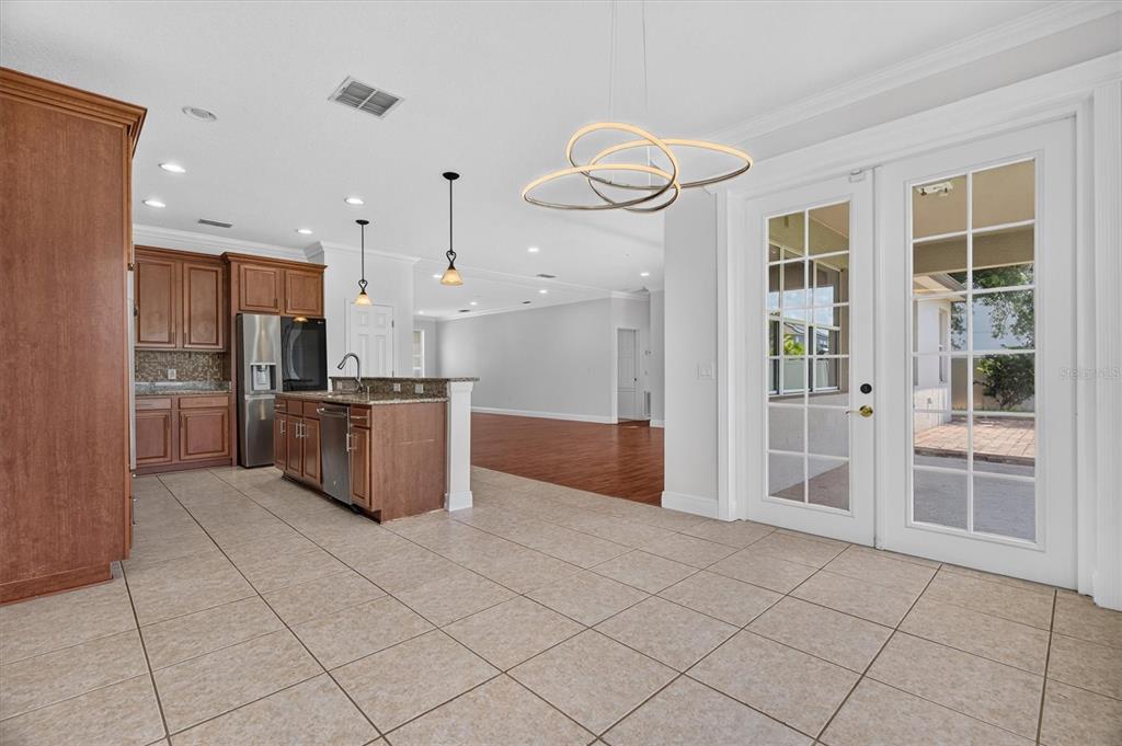 Spacious Kitchen Area