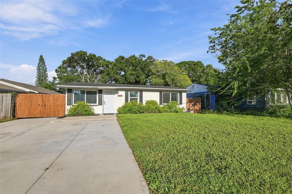 Property for sale at 1684 CORAL WAY, LARGO, FL, 33771