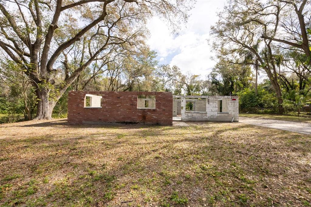 Property for sale at 5515 N FALKENBURG ROAD, TAMPA, FL, 33610