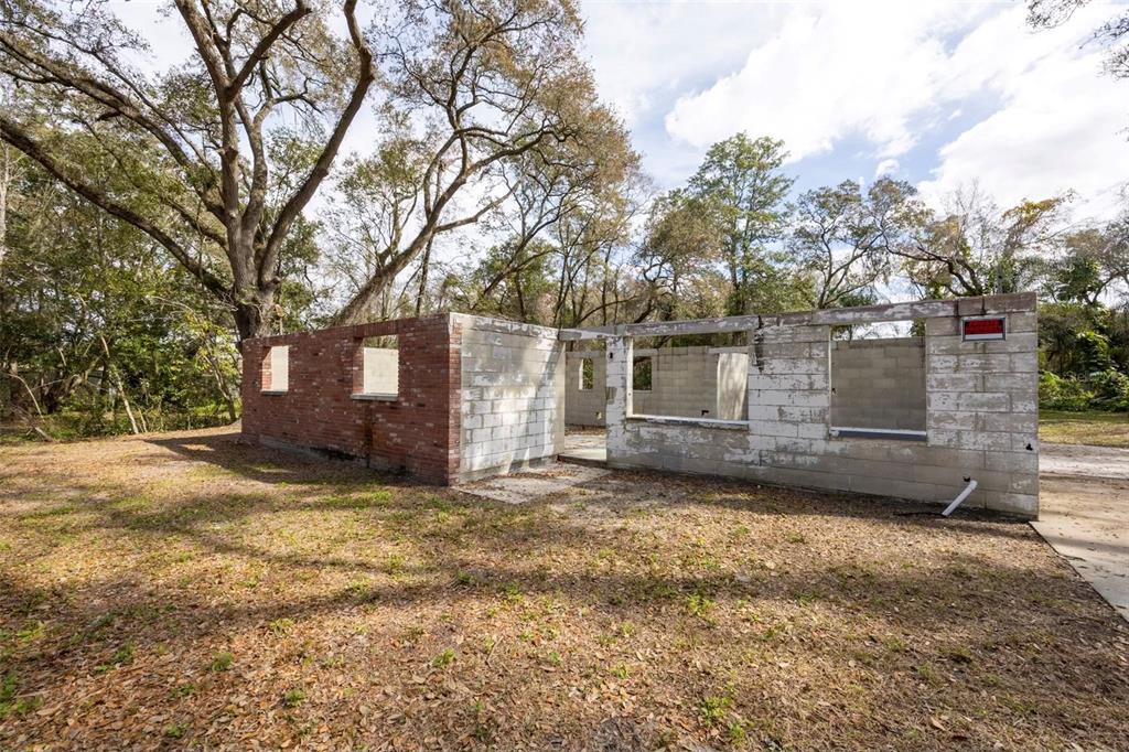 Property for sale at 5515 N FALKENBURG ROAD, TAMPA, FL, 33610