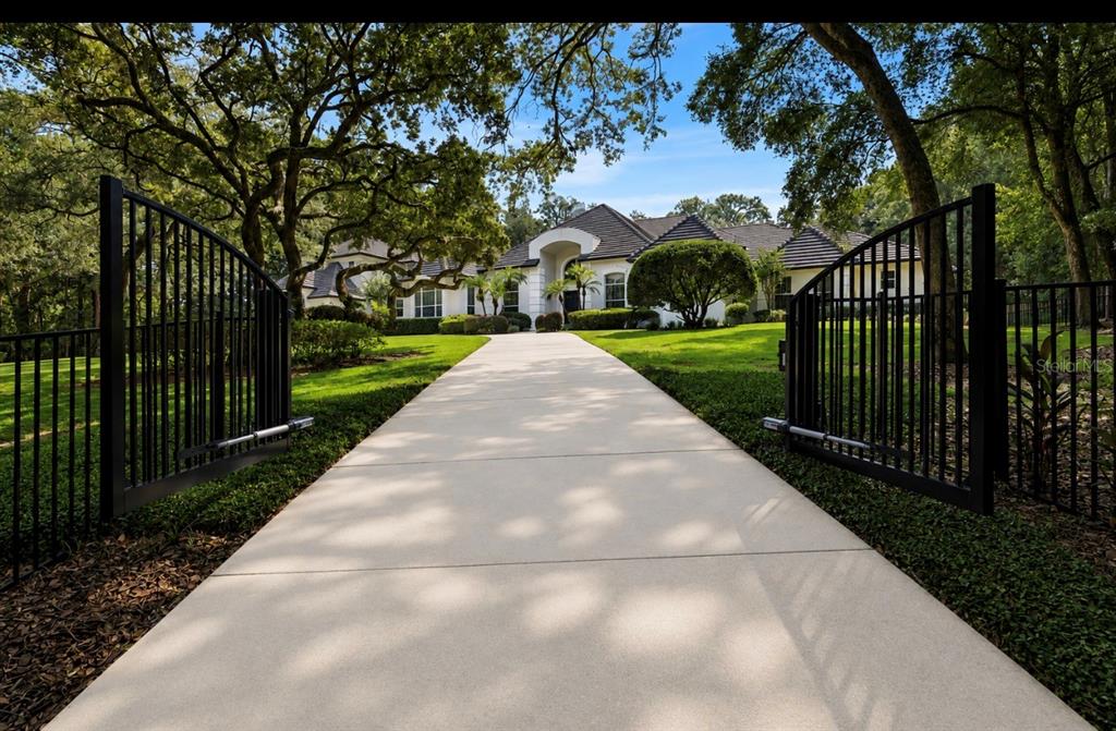 Property for sale at 950 SWEETWATER CLUB BOULEVARD, LONGWOOD, FL, 32779