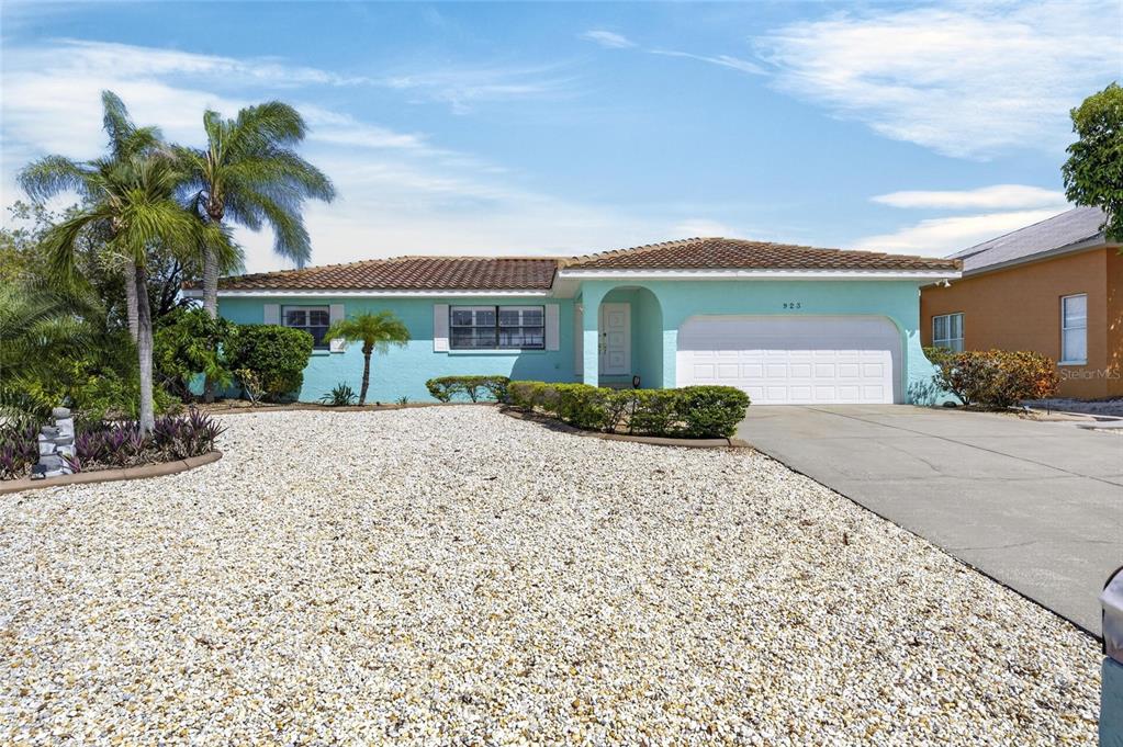 Property for sale at 923 GOLF ISLAND DRIVE, APOLLO BEACH, FL, 33572