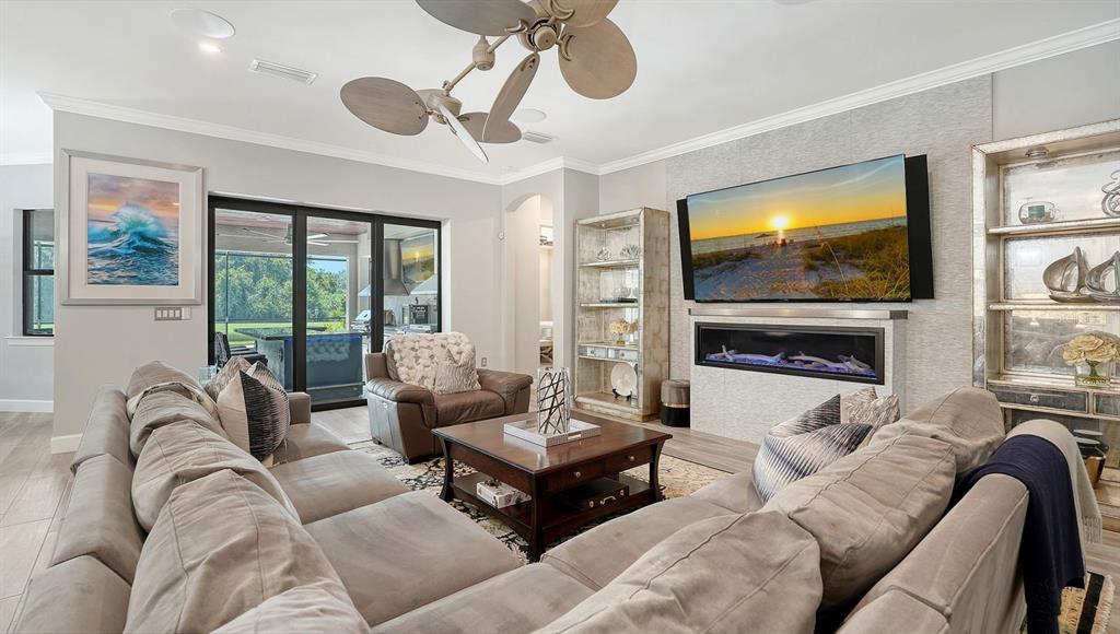 Property for sale at 7997 GRANDE SHORES DRIVE, LAKEWOOD RANCH, FL, 34240