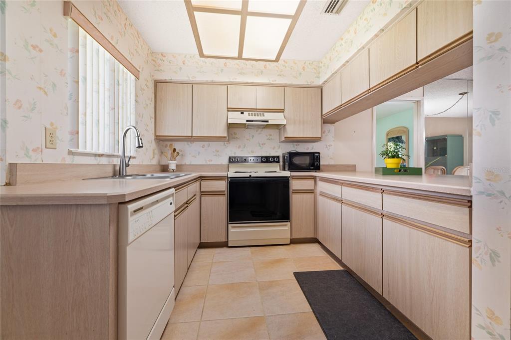 Property for sale at 21 WEDGEWOOD LANE, PALM COAST, FL, 32164