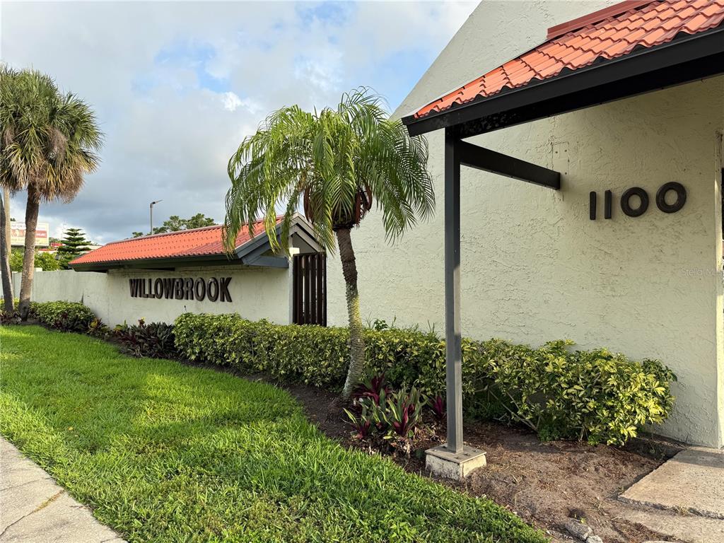 Property for sale at 1100 E BAY DRIVE UNIT 35, LARGO, FL, 33770
