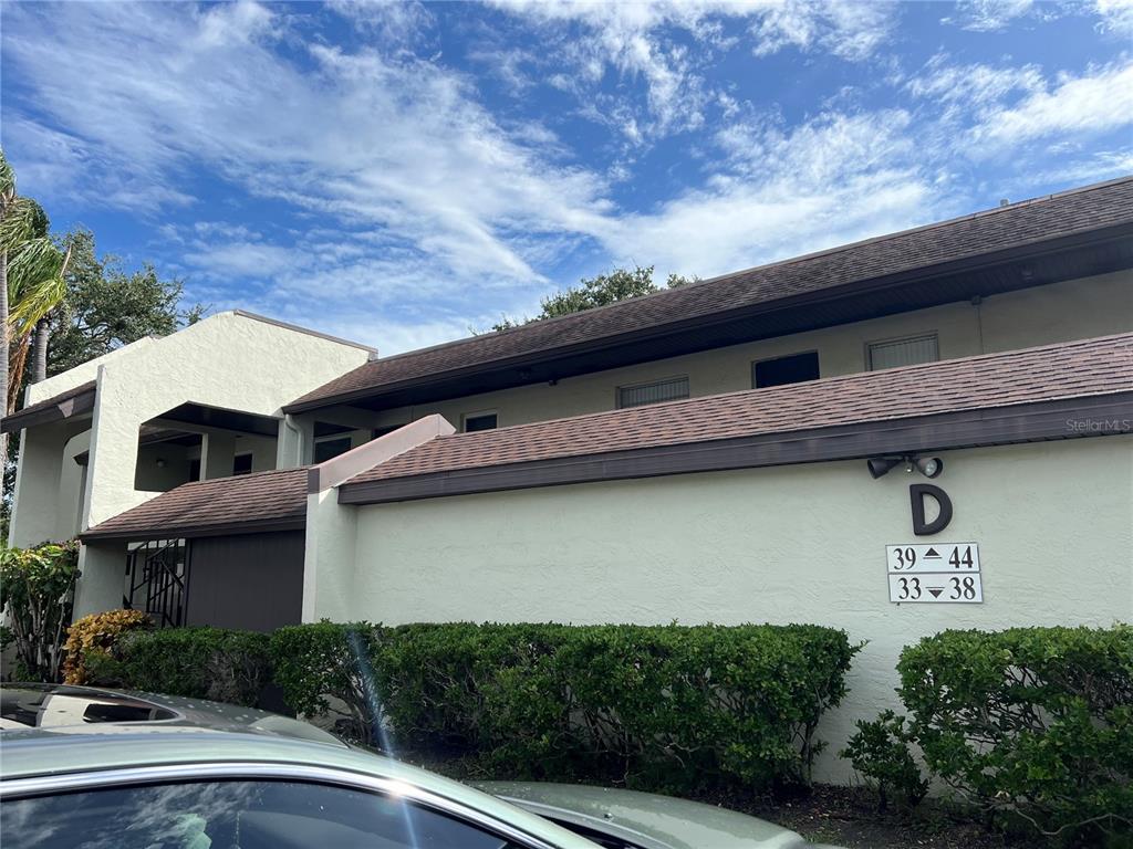 Property for sale at 1100 E BAY DRIVE UNIT 35, LARGO, FL, 33770