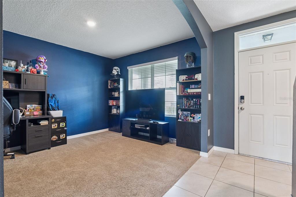 Office/Flex room/ Dining