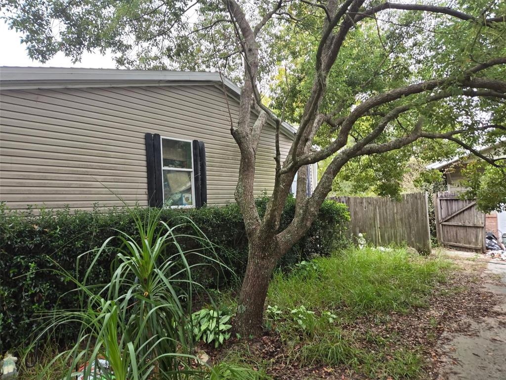 Property for sale at 6535 N EWOK POINT, DUNNELLON, FL, 34433