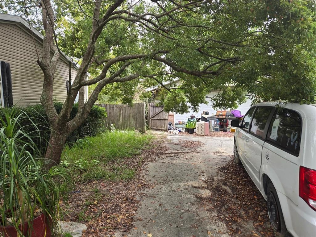 Property for sale at 6535 N EWOK POINT, DUNNELLON, FL, 34433