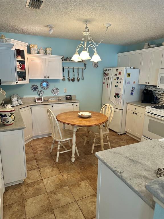 Property for sale at 17350 SE 77TH SYCAMORE AVENUE, THE VILLAGES, FL, 32162