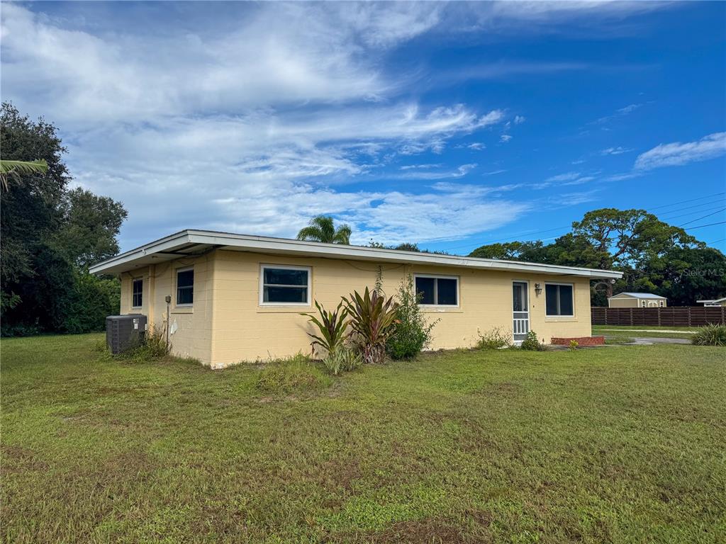 Property for sale at 1205 SUNSET AVENUE, NOKOMIS, FL, 34275