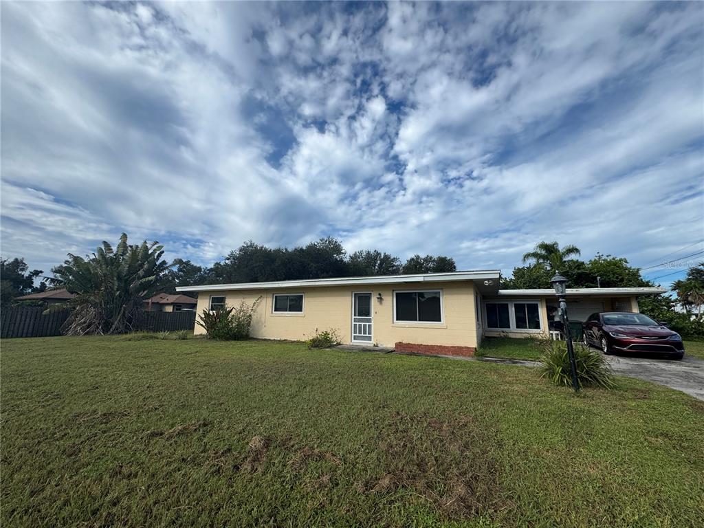 Property for sale at 1205 SUNSET AVENUE, NOKOMIS, FL, 34275