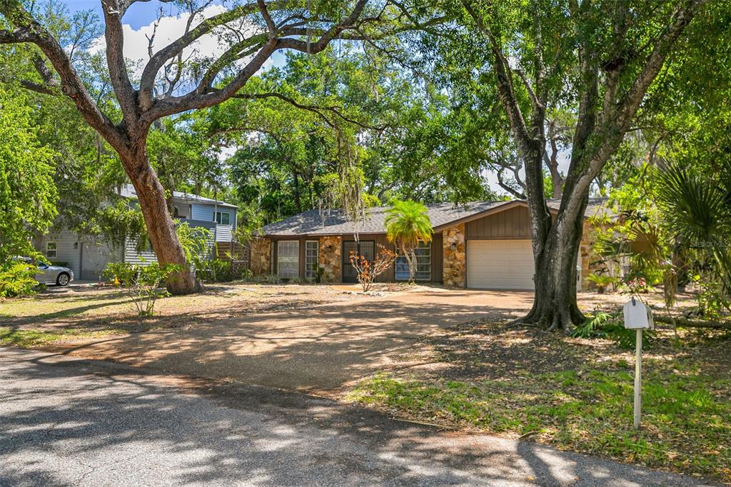Property for sale at 2749 GREENDALE DRIVE, SARASOTA, FL, 34232