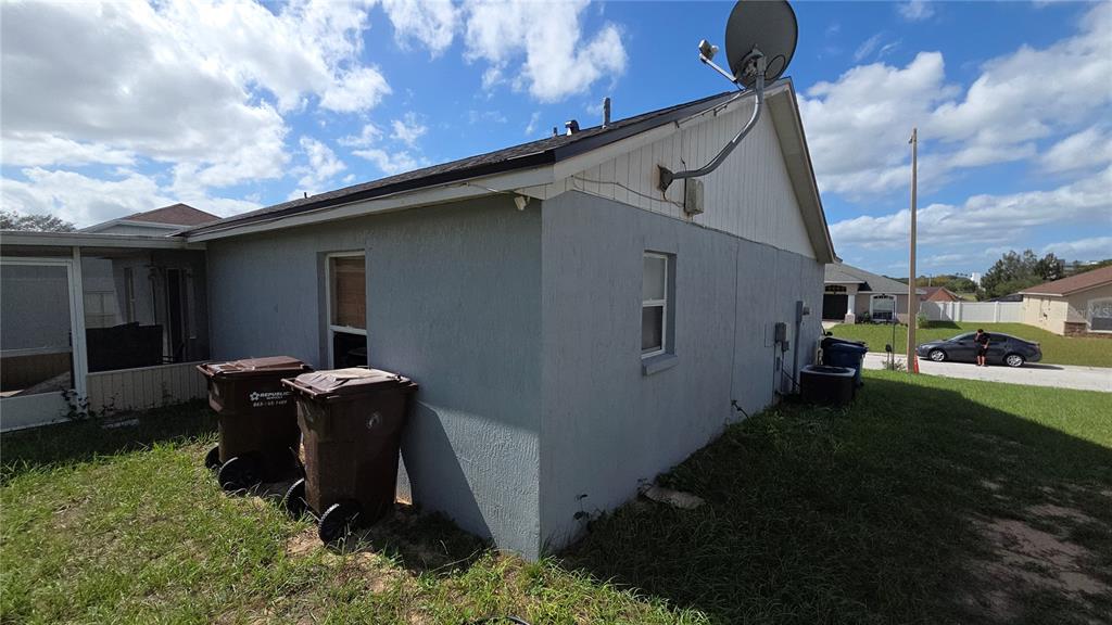 Property for sale at 335 ASHLEY LOOP, DAVENPORT, FL, 33837
