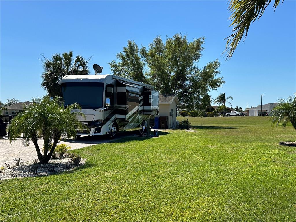 Property for sale at 728 TEABERRY TRAIL, POLK CITY, FL, 33868