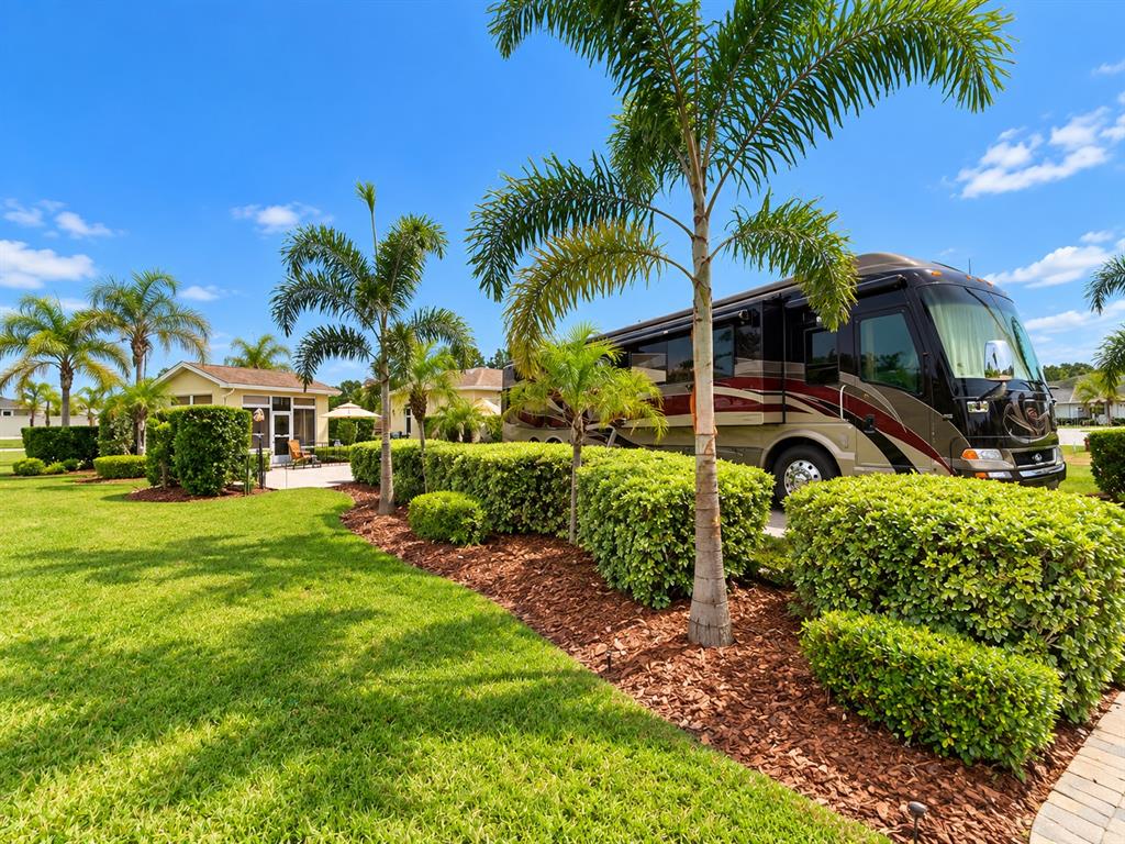 Property for sale at 326 NOLANE LANE, POLK CITY, FL, 33868