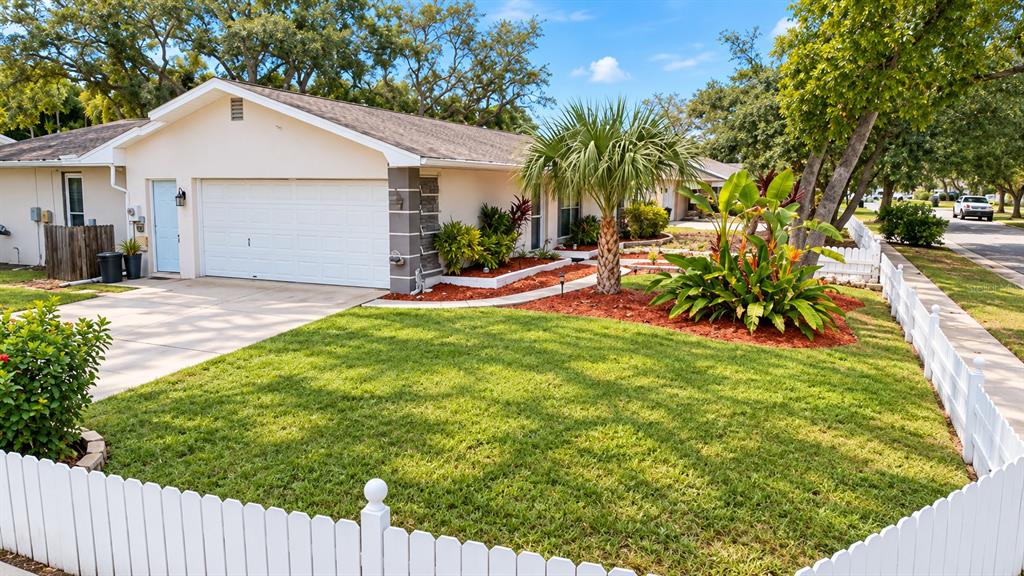 Property for sale at 1000 ROSETREE LANE, TARPON SPRINGS, FL, 34689