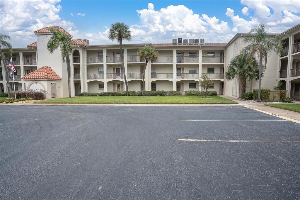 Property for sale at 19029 US HIGHWAY 19 N UNIT 7-28, CLEARWATER, FL, 33764