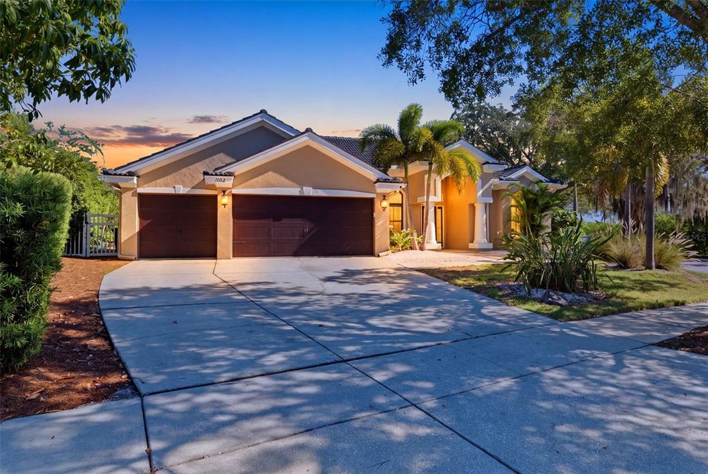 Property for sale at 1102 MARINA DRIVE, TARPON SPRINGS, FL, 34689