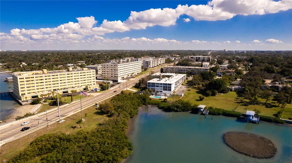 Property for sale at 50 HARBOR VIEW LANE UNIT 11, BELLEAIR BLUFFS, FL, 33770