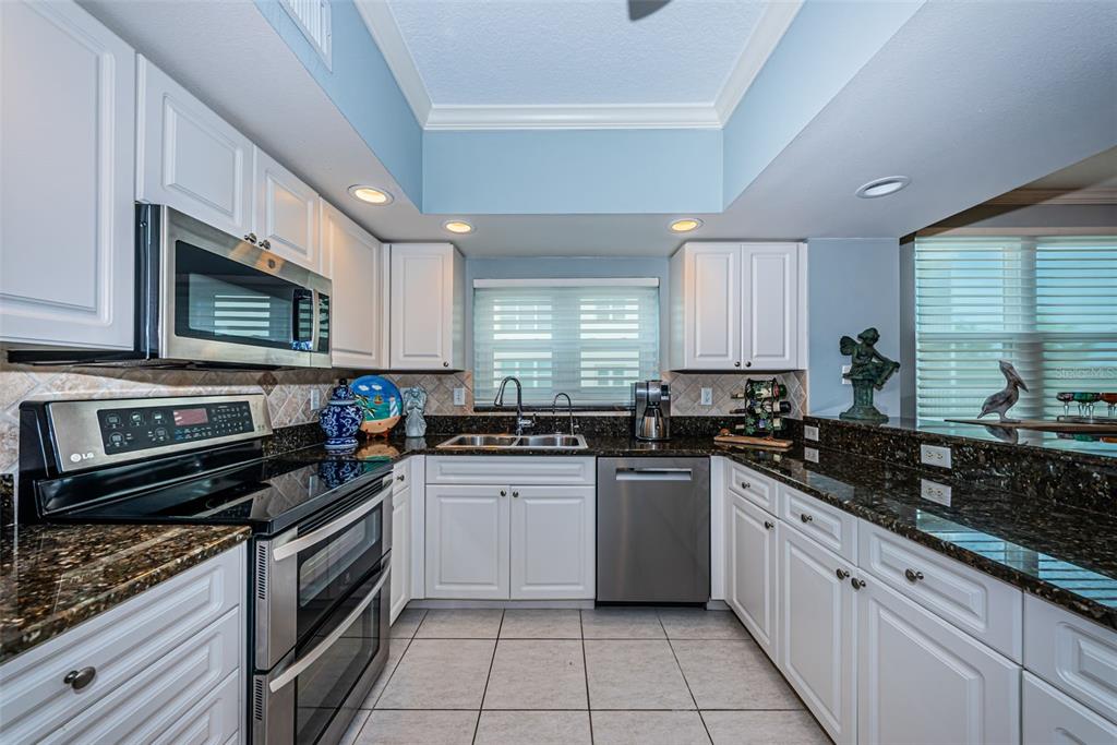 Property for sale at 1200 COUNTRY CLUB DRIVE UNIT 5101, LARGO, FL, 33771
