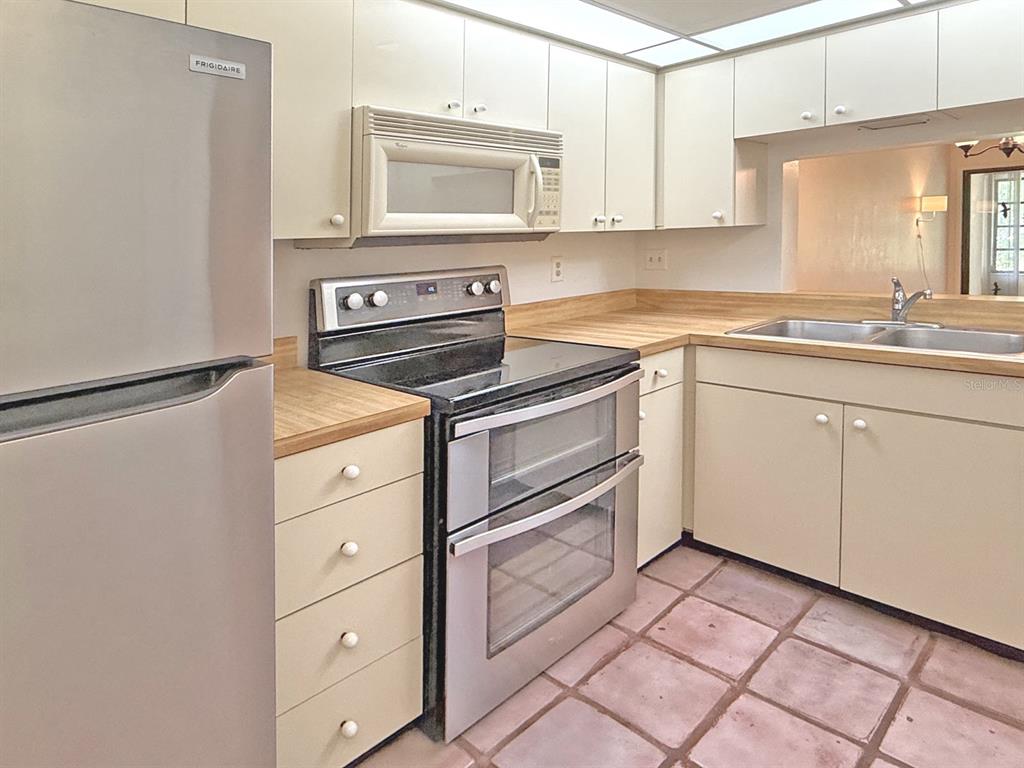 Property for sale at 3034 EASTLAND BOULEVARD UNIT D202, CLEARWATER, FL, 33761