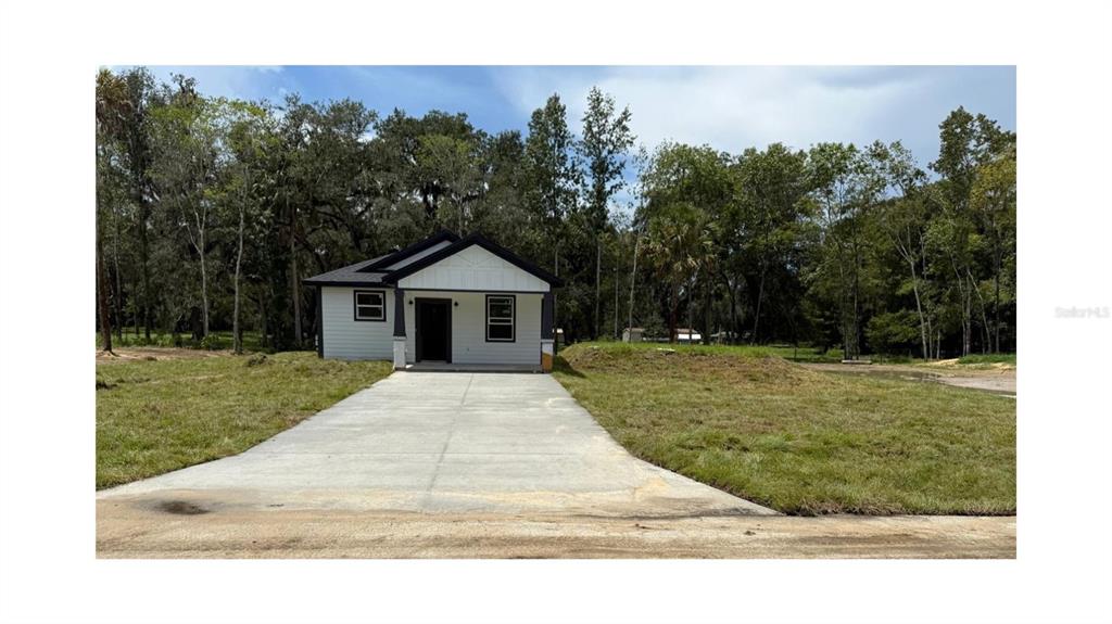 Previous new construction build on same size lot.