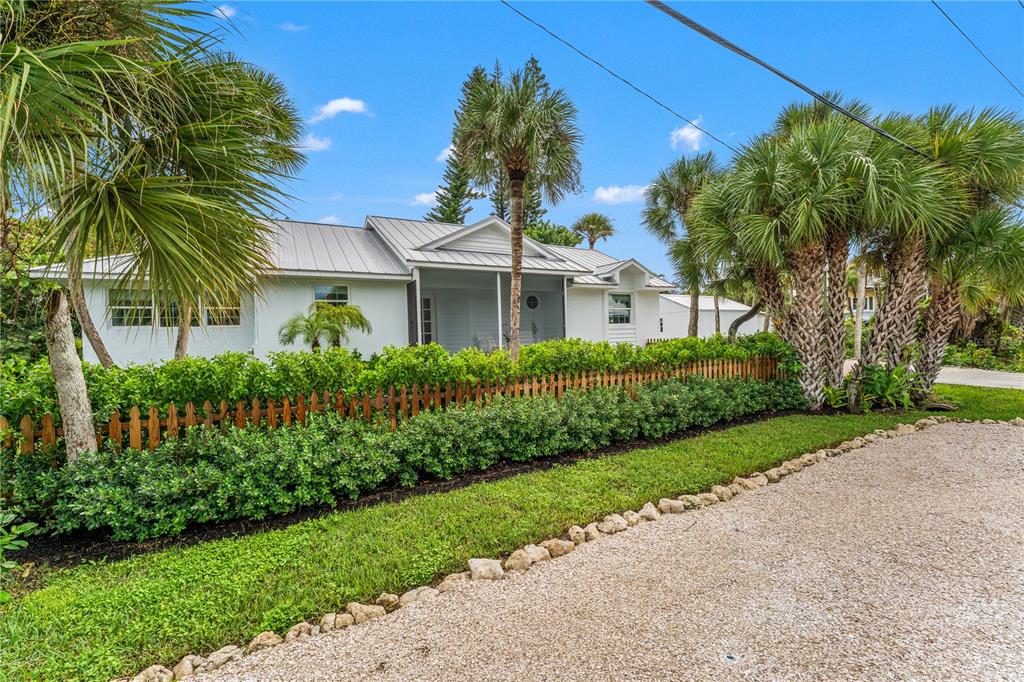 Property for sale at 4095 N BEACH ROAD, ENGLEWOOD, FL, 34223