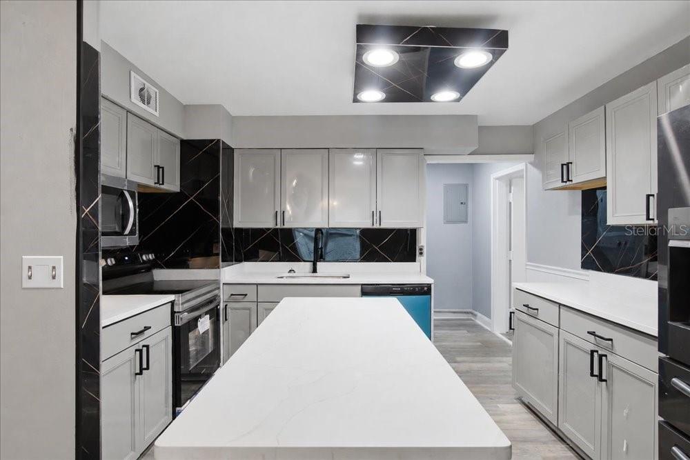 Property for sale at 6402 BASIC LANE, ORLANDO, FL, 32810