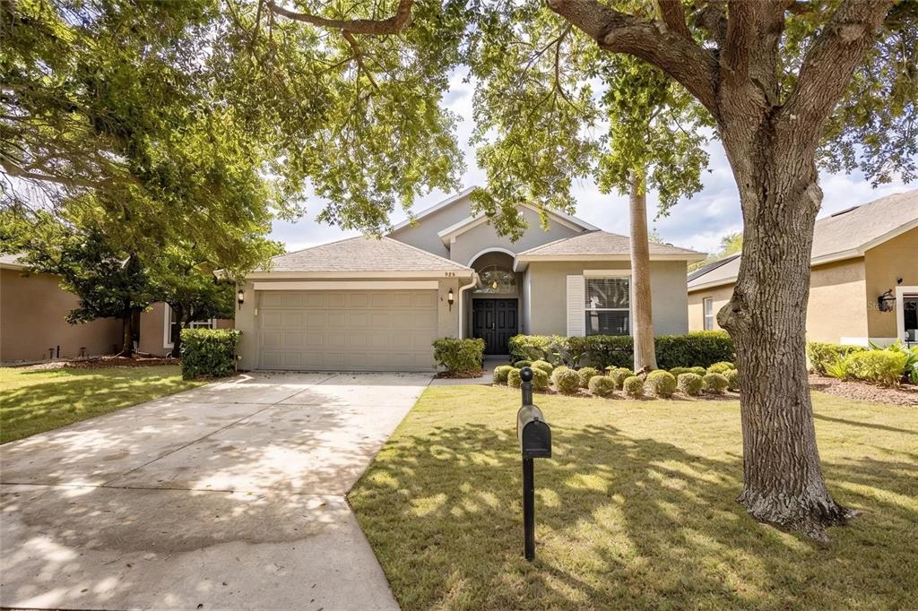 Property for sale at 985 RIDGEMOUNT PLACE, LAKE MARY, FL, 32746