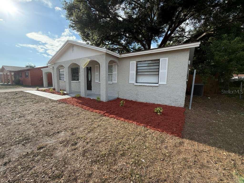 Property for sale at 2065 BALFOUR CIRCLE, TAMPA, FL, 33619