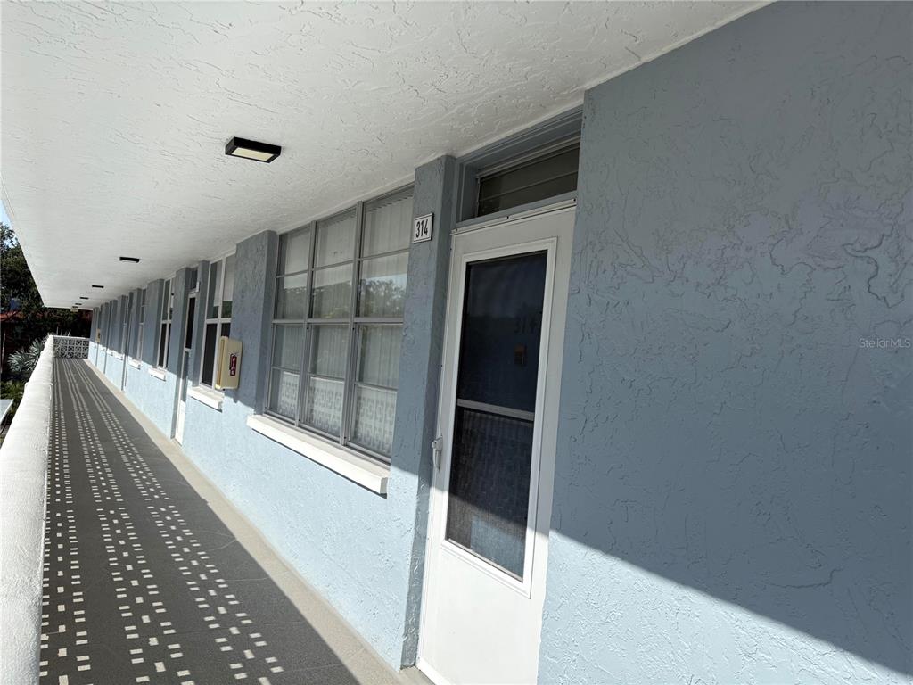 Property for sale at 4720 LOCUST STREET NE UNIT 314, ST PETERSBURG, FL, 33703