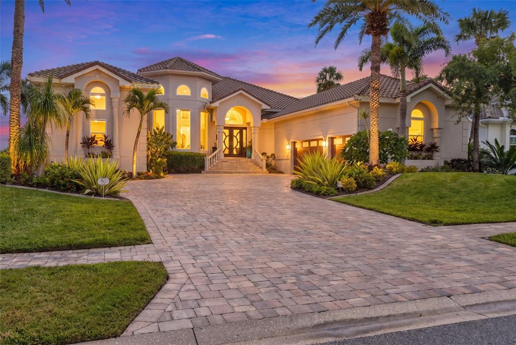 Property for sale at 6320 PASADENA POINT BOULEVARD, GULFPORT, FL, 33707