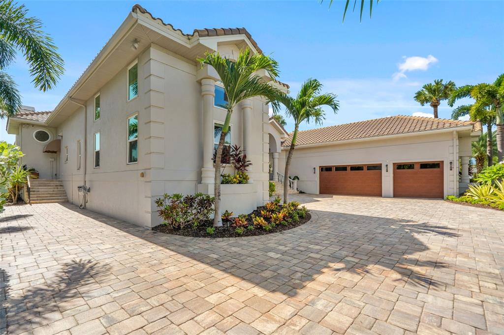 Property for sale at 6320 PASADENA POINT BOULEVARD, GULFPORT, FL, 33707