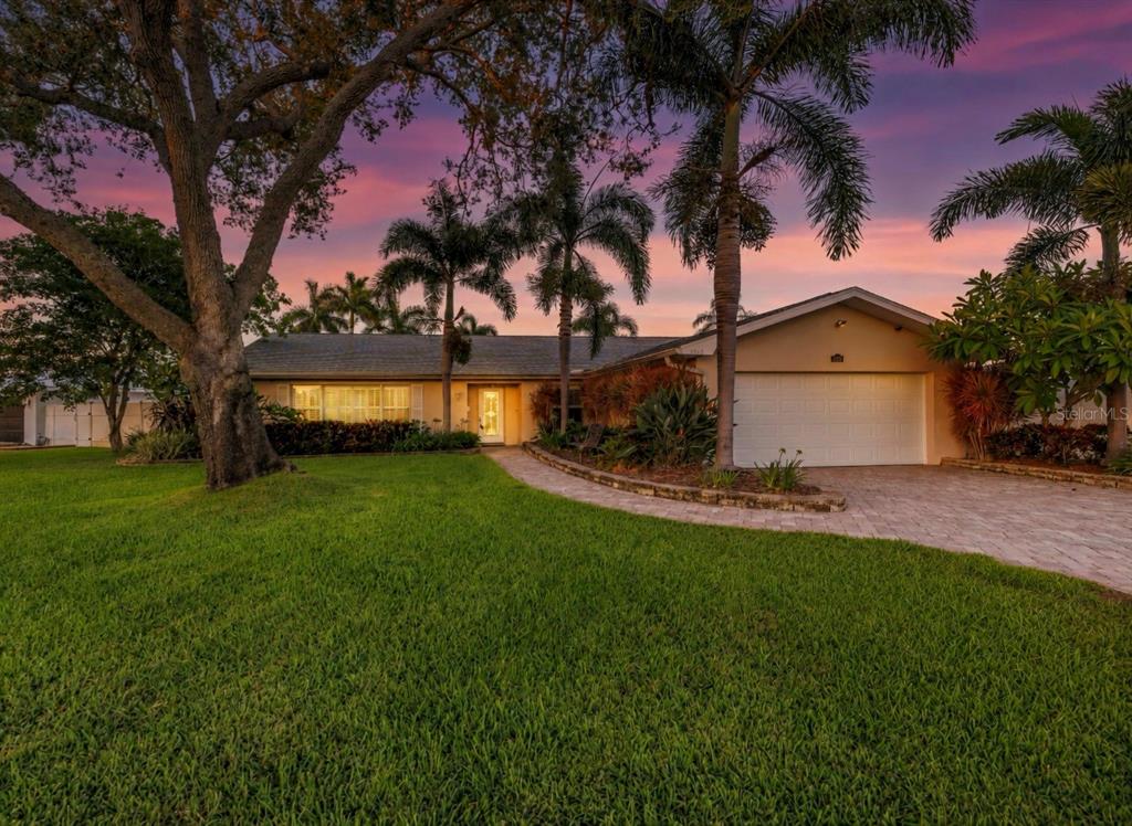 Property for sale at 1820 TANGLEWOOD DRIVE NE, ST PETERSBURG, FL, 33702