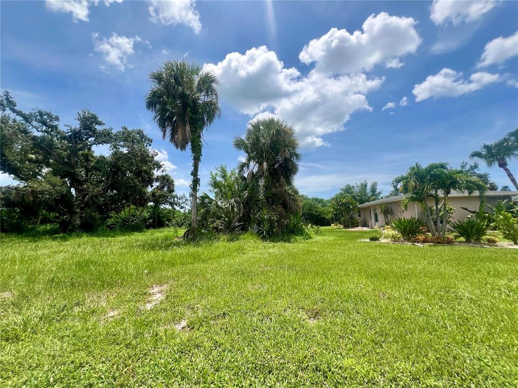 Property for sale at 25 OAKLAND HILLS PLACE, ROTONDA WEST, FL, 33947