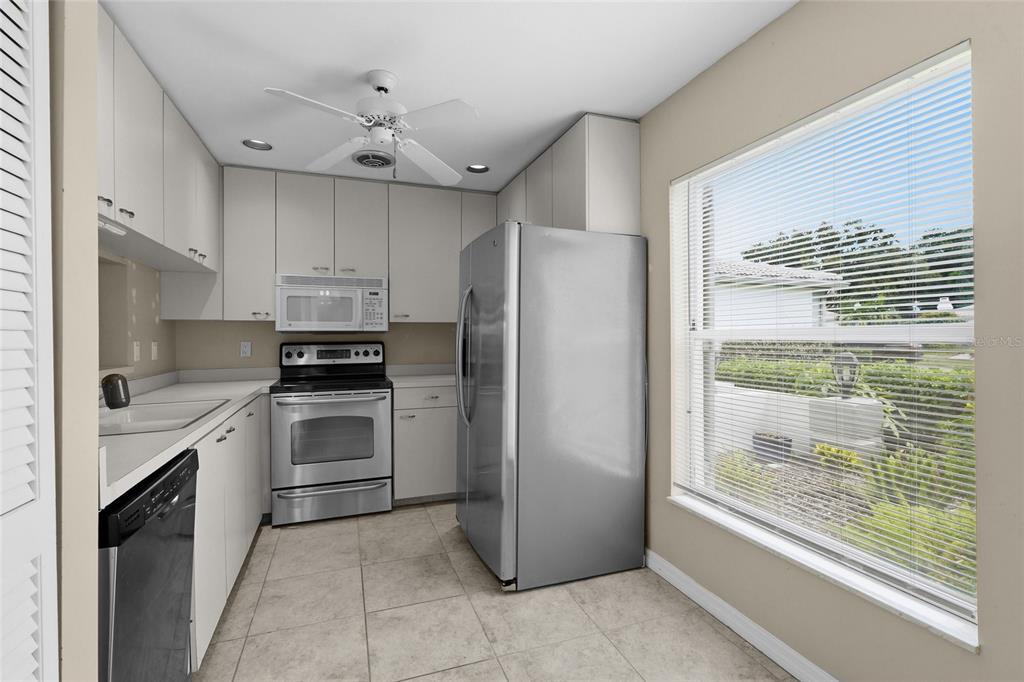Property for sale at 3032 RINGWOOD MEADOW UNIT 17, SARASOTA, FL, 34235
