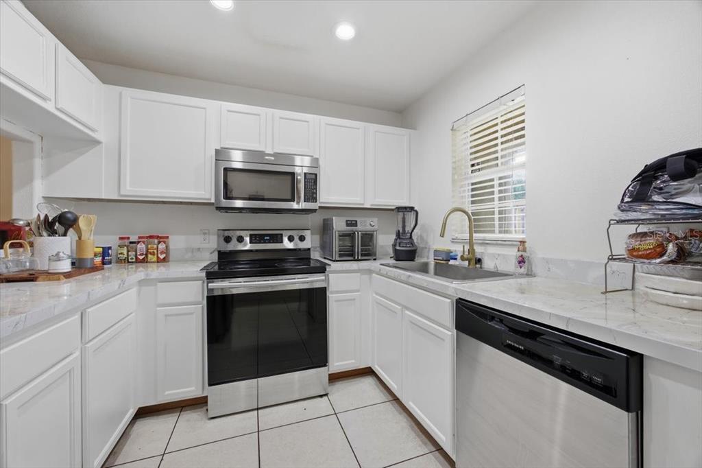 Property for sale at 5410 QUARRY ROCK ROAD, LAKELAND, FL, 33809