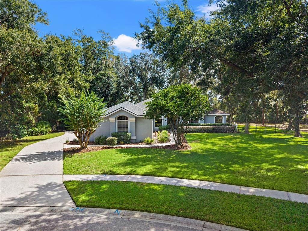 Property for sale at 6029 HAMMOCK HILL AVENUE, LITHIA, FL, 33547