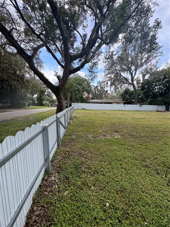 Property for sale at 2211 KEUKA AVENUE, LEESBURG, FL, 34748
