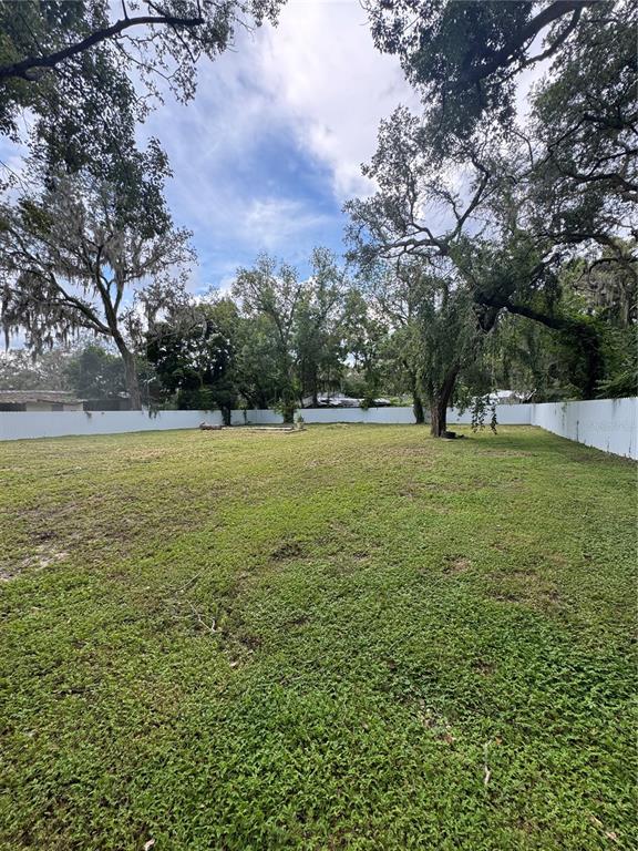 Property for sale at 2211 KEUKA AVENUE, LEESBURG, FL, 34748