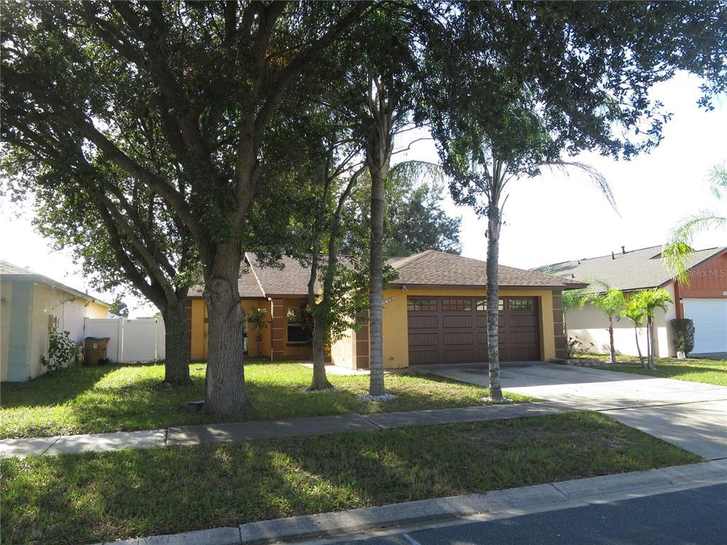 Property for sale at 3115 SMOKE SIGNAL CIRCLE, KISSIMMEE, FL, 34746
