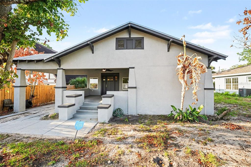 Property for sale at 129 W PARK AVENUE, LAKE WALES, FL, 33853